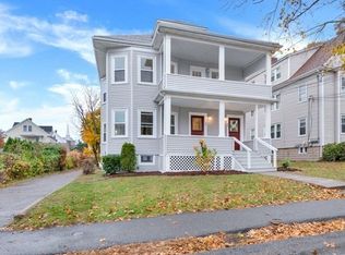 24-26 Saunders Rd, Norwood, MA 02062