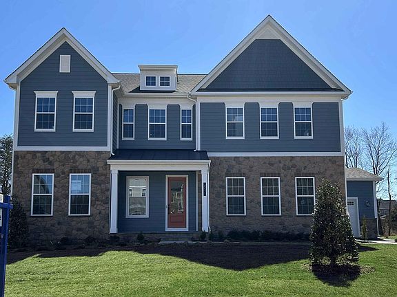 3rd image of 15594 Cloverland Ln