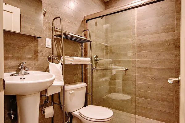 Rented by MetroNest | media 11