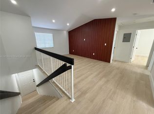 3252 W 70th St UNIT 202, Hialeah, FL 33018