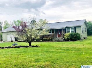 916 County Road 384, Dutton, AL 35744