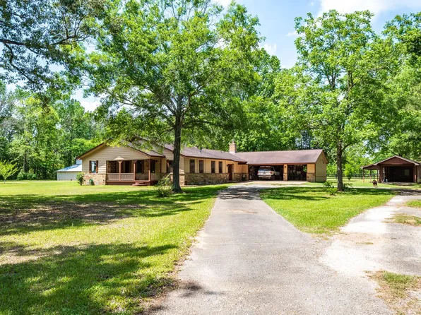 2870 Fostoria Tram Rd, Cleveland, TX 77328