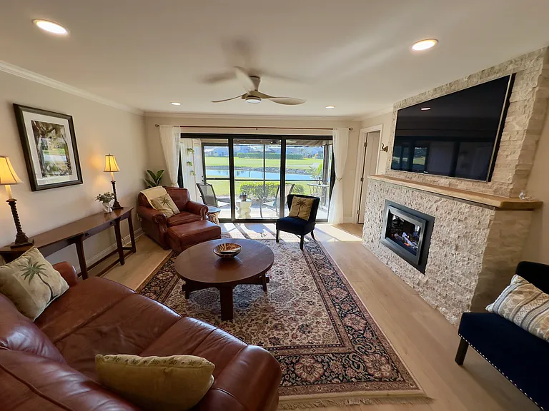 16620 Partridge Place Rd #102 — Photo 5