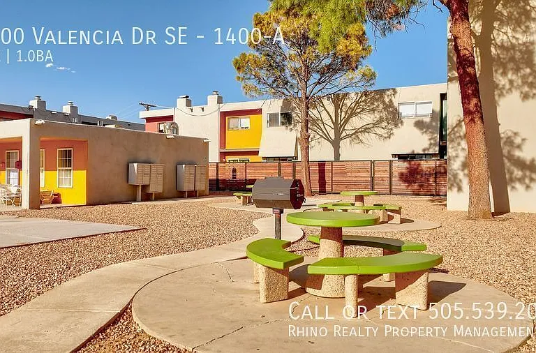 1400 Valencia Dr SE #A — Photo 8