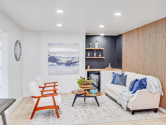 2nd image of 1017 2nd St APT 203