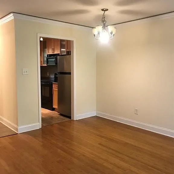 1055 Baxter St #408 — Photo 5