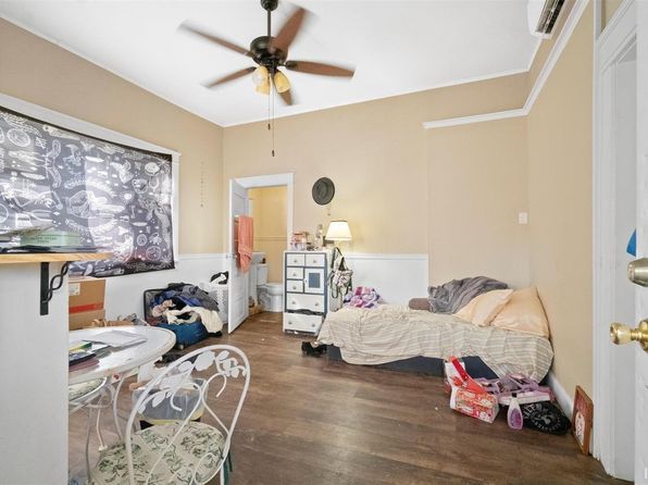 fort-wayne-indiana-73110350 picture