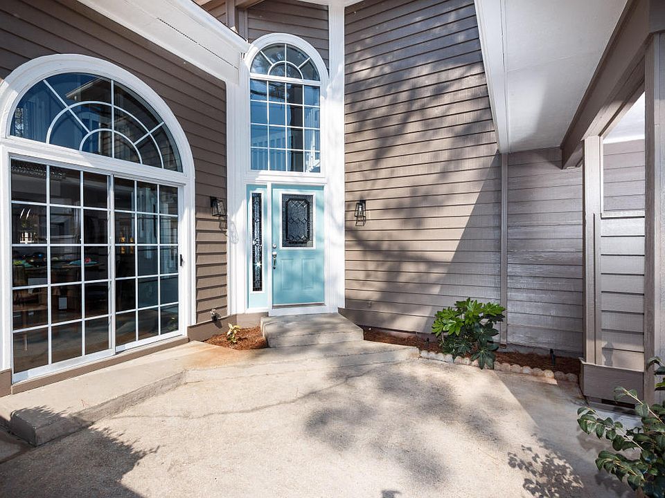 1st image of 1502 Mariah Way W