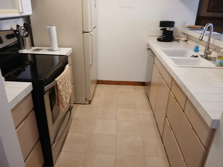 6000 Bixby Village Dr #13 — Photo 19
