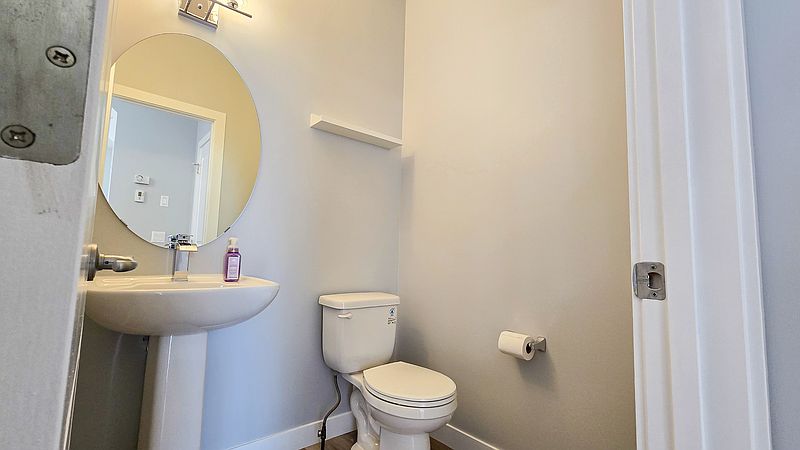 Calgary Townhouse for rent - 2 Bedrooms — photo 11