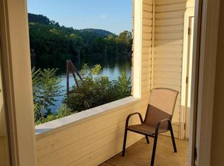 3103 University Commons Dr, Morgantown, WV 26505