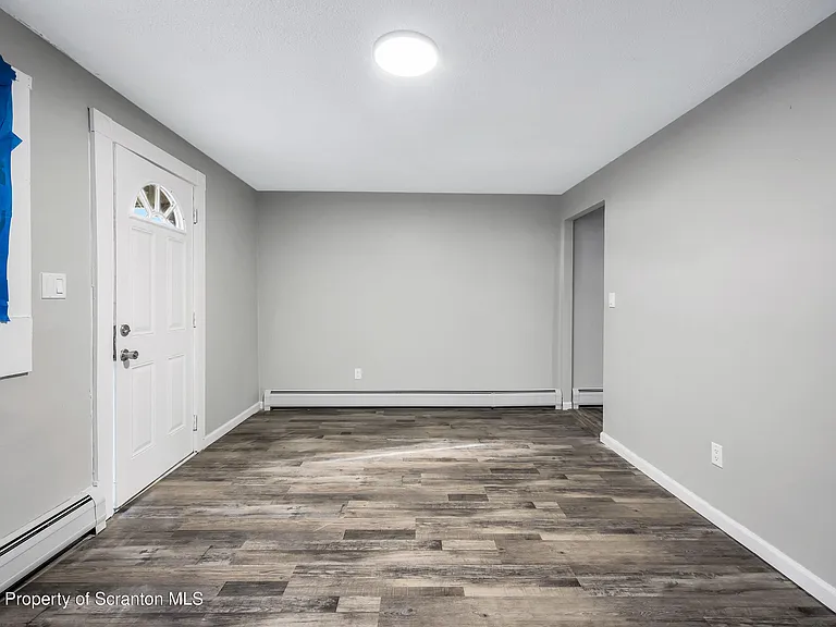 333 Oak St #1/2 — Photo 3