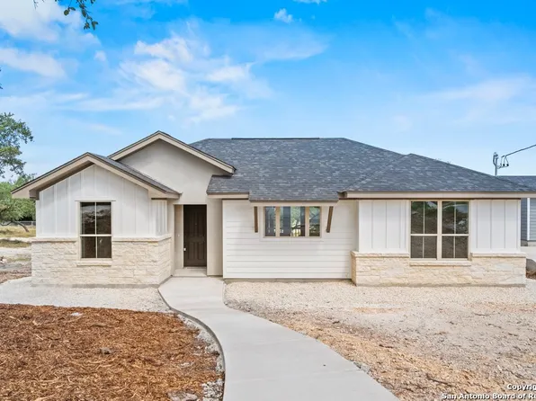 821 Scenic Hills, Canyon Lake, TX 78133