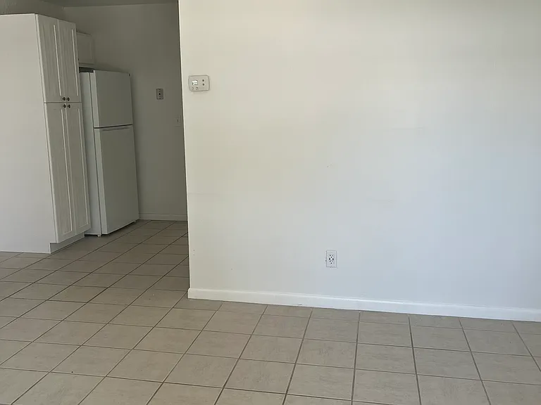 333 SE Martin Ave #3 — Photo 8