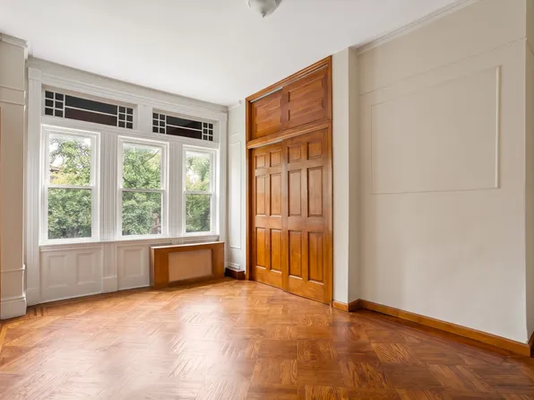 449 46th Street image 1 of 6