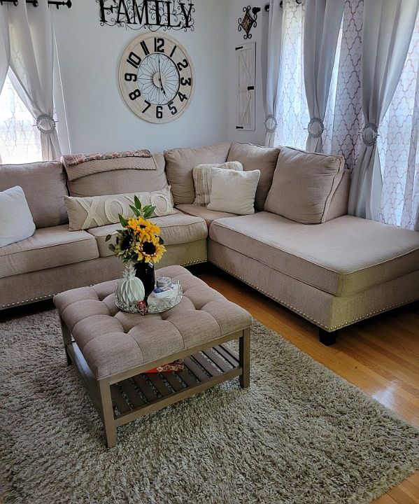 1st image of 211 Wardwell Ave Floor 2