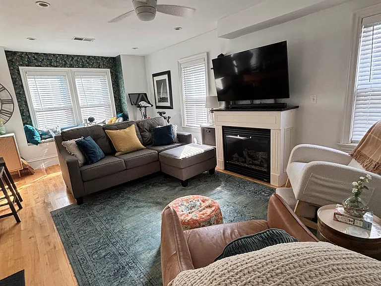 188 Bolton St #2 — Photo 11