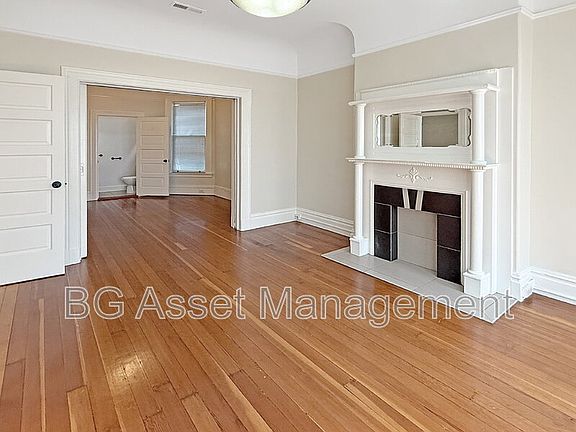 4th image of 226 Page St