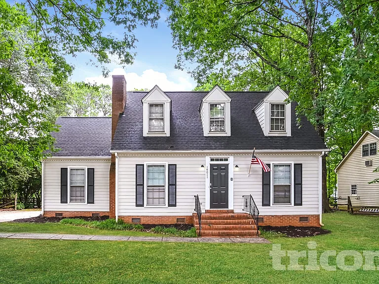 14011 Phillips Rd — Photo 1