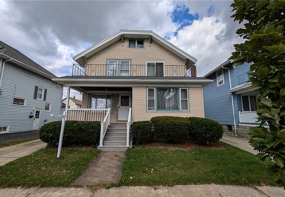 1st image of 32 E Hazeltine Ave