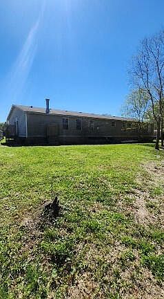 2nd image of 406 Windsong Dr