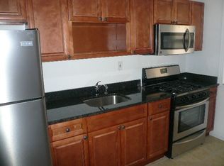 2233 Pierce St, Philadelphia, PA 19145