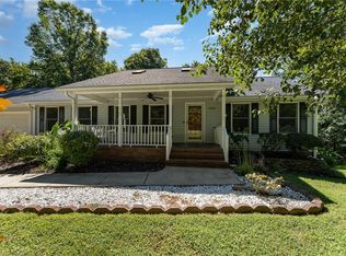 8400 Winding Hill Dr, Stokesdale, NC 27357