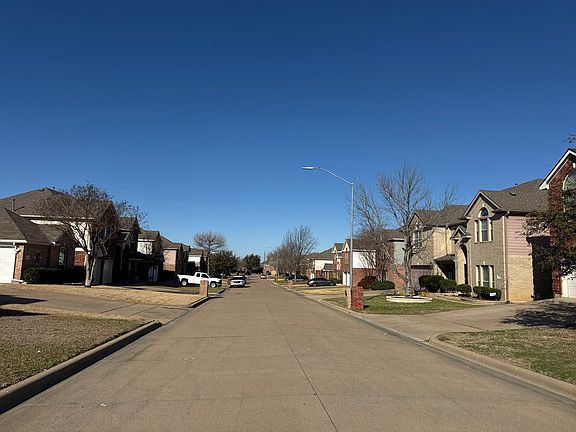 4th image of 5404 Rolling Meadows Dr