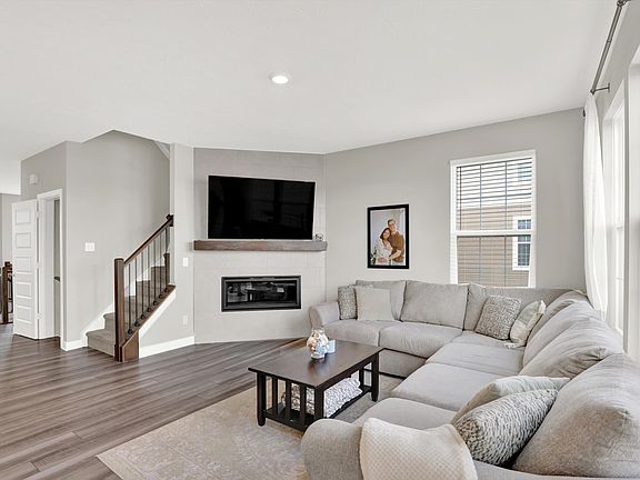 3rd image of 6956 Sunstone Pl