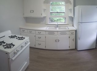 1275 Chicago St APT 3, Green Bay, WI 54301