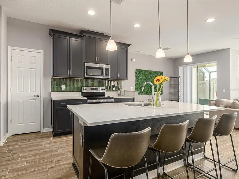 29844 Southwell Ln — Photo 6