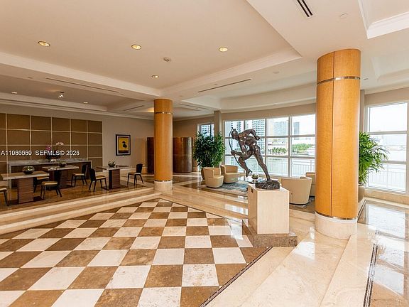 4th image of 848 Brickell Key Dr APT 1201