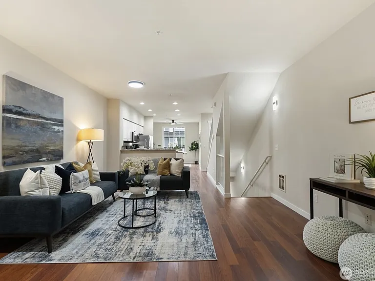 16125 Juanita Woodinville Way NE — Photo 4