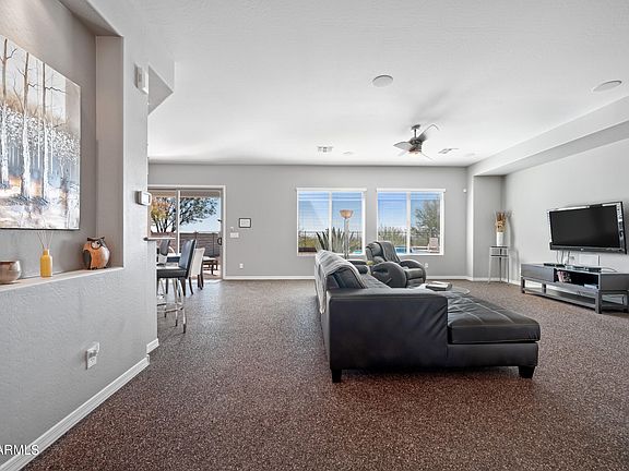 3rd image of 4939 W MAGELLAN Drive