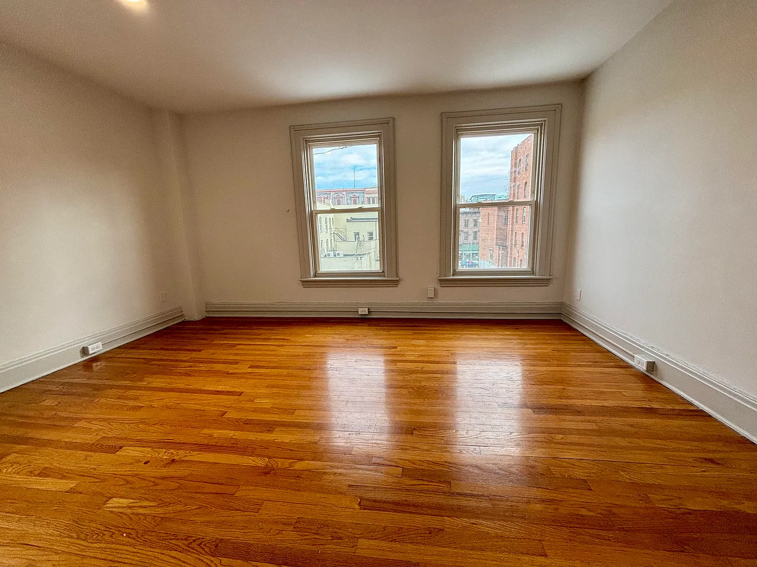 1 bed, 850 sqft, $1,650 — Photo 4