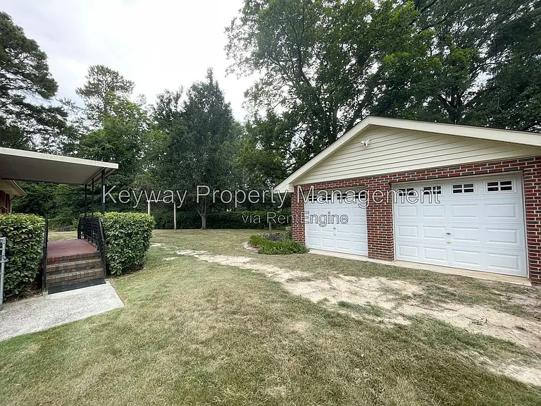 3401 Old Louisville Rd — Photo 15