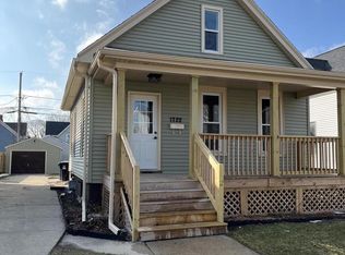 1722 Center St, Racine, WI 53403