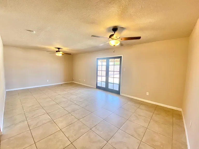 1784 S Meadowbrook Ave — Photo 5
