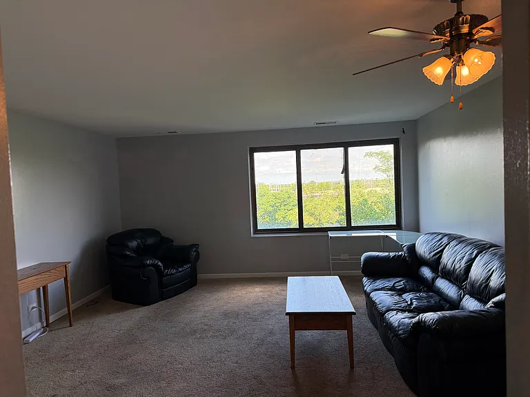 425 Walnut Creek Ln #1502 — Photo 3