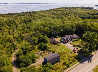 201 Belfast Rd, Camden, ME 04843
