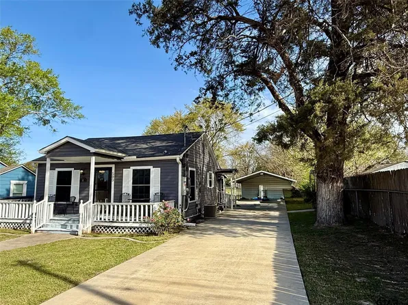 509 Sherman St, Winnsboro, TX 75494