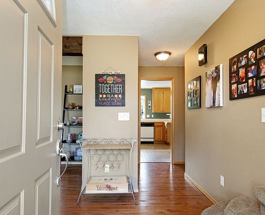 3rd image of 5124 30th St NE