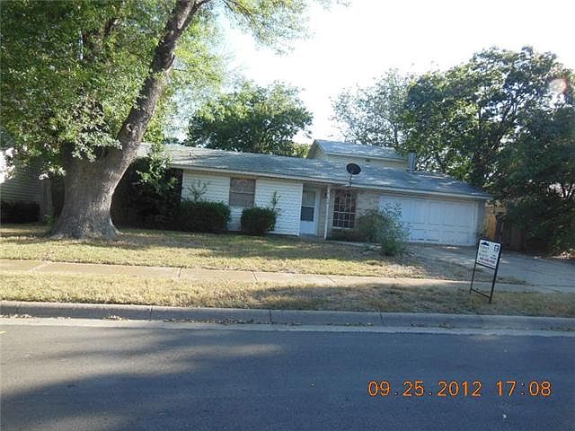 1st image of 658 Wren Ave