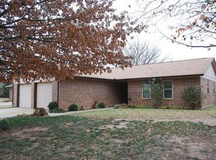 971 Heritage Mansion, Yukon, OK 73099