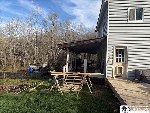 5th image of 8305 Jordan Hill Rd
