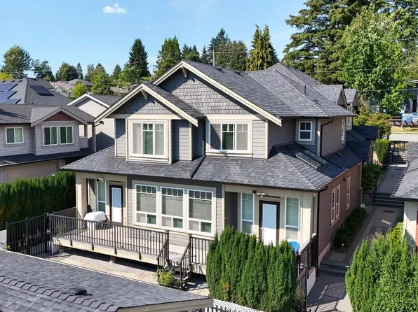 910 Delestre Ave #101, Coquitlam, BC V3K 2G6