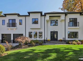 488 Wilson Ave, Paramus, NJ 07652