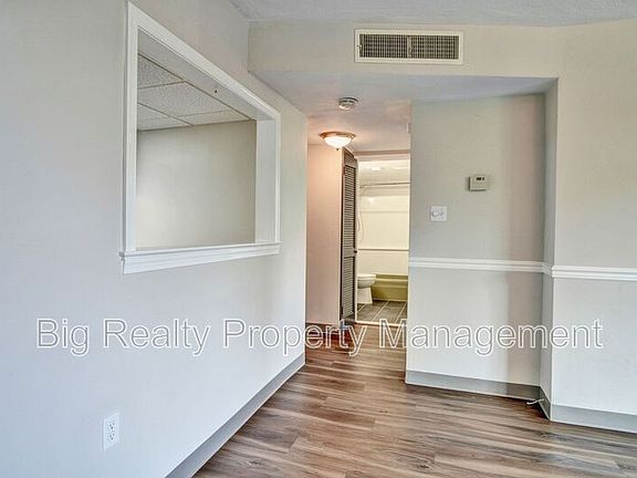 4th image of 3323 Forest Ln #D-15