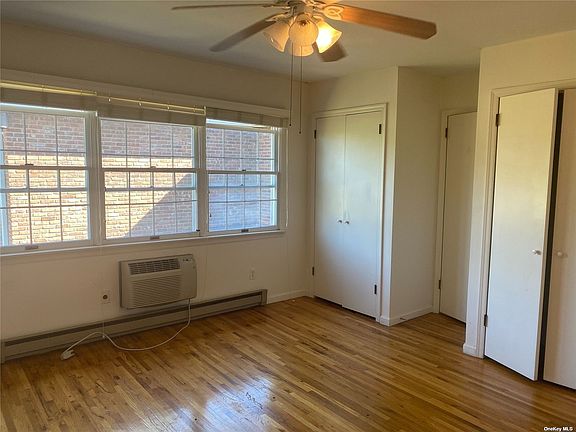 5th image of 24 Manhasset Ave APT D