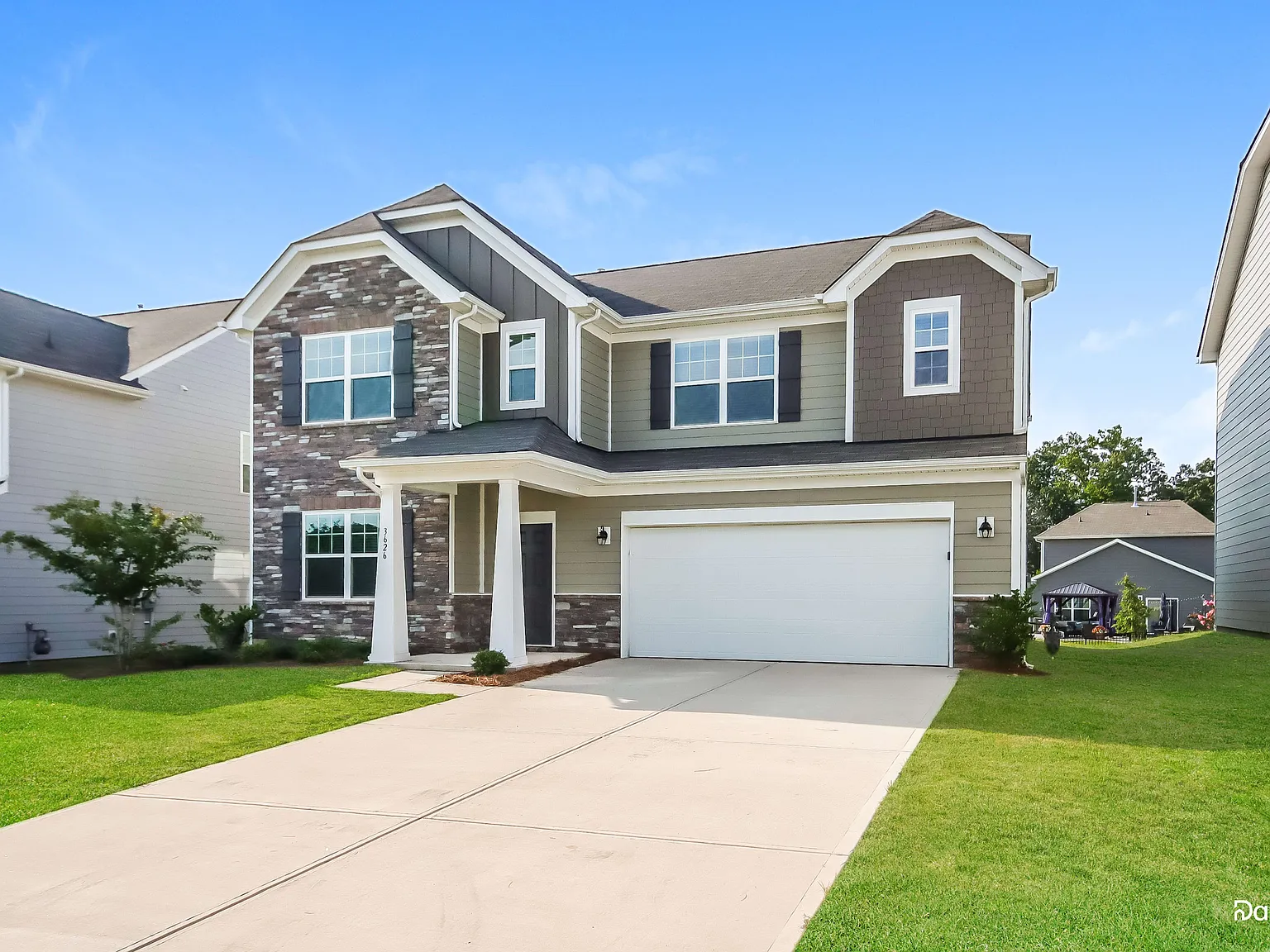 5 bed, 3.0 bath, 2903 sqft, $2,635 — Photo 2